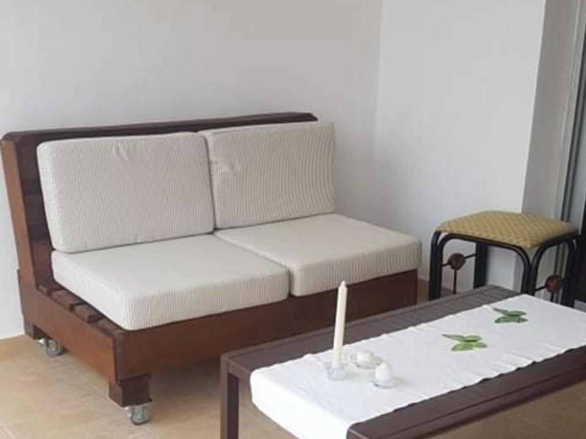 Andris Apartment Paralimni Bagian luar foto